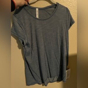 NWT LULULEMON THIN SHORT SLEEVE TOP
